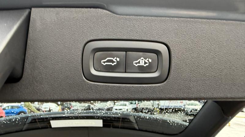 Used Volvo V60 2022 for sale - 77286398: Photo 28