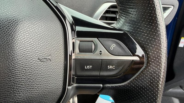 Used Peugeot 3008 2017 for sale - 76209486: Photo 16