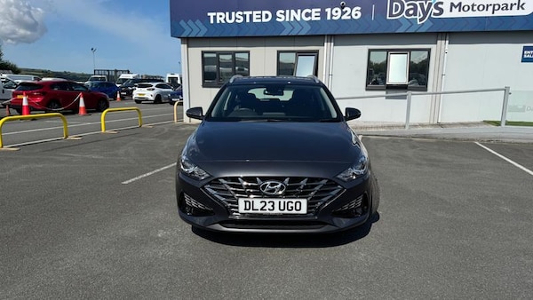 Used Hyundai i30 2023 for sale - 75137634: Photo 2