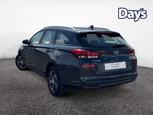 Used Hyundai i30 2023 for sale - 75137634: Photo 5