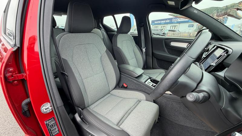 Used Volvo XC40 2023 for sale - 78206130: Photo 11