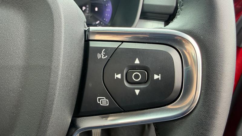 Used Volvo XC40 2023 for sale - 78206130: Photo 16