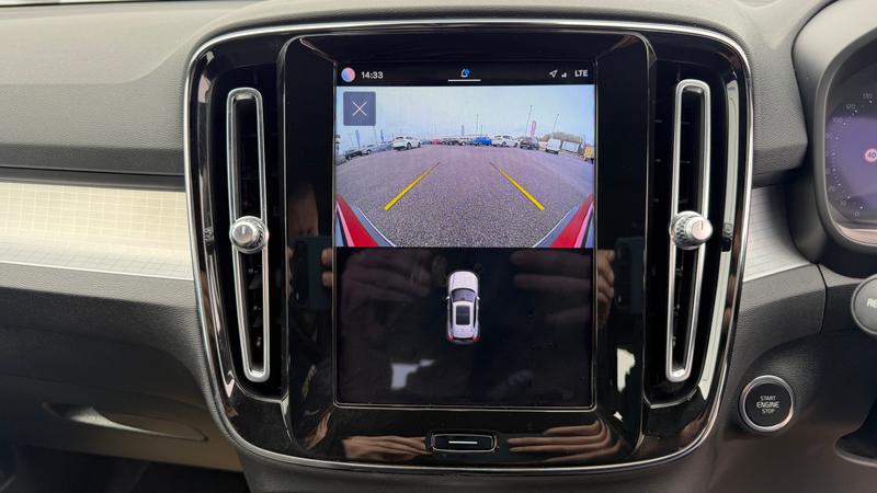 Used Volvo XC40 2023 for sale - 78206130: Photo 24