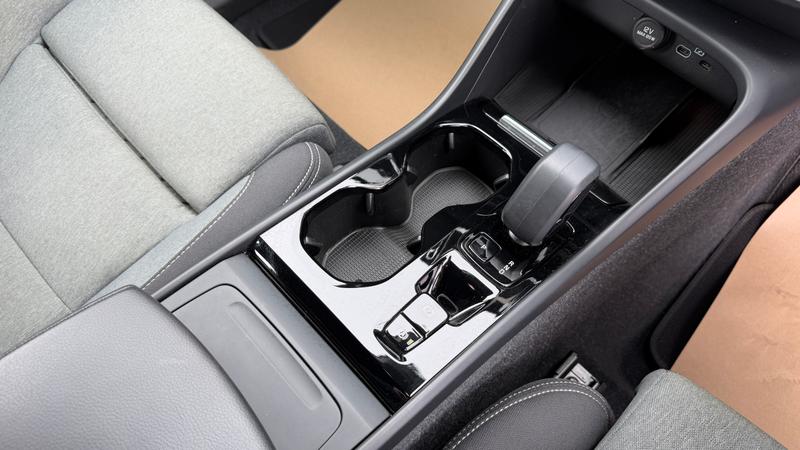 Used Volvo XC40 2023 for sale - 78206130: Photo 29