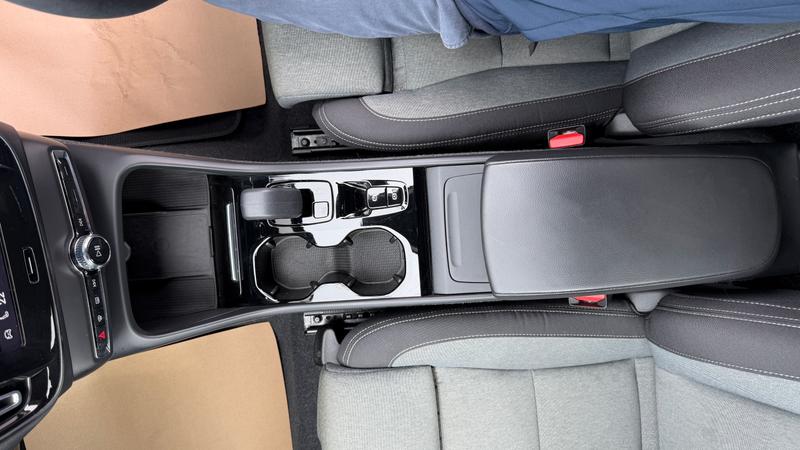 Used Volvo XC40 2023 for sale - 78206130: Photo 30