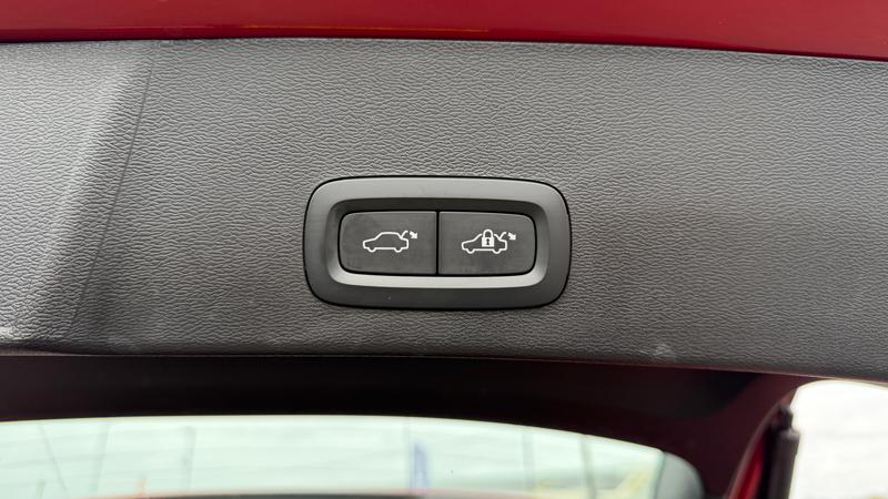 Used Volvo XC40 2023 for sale - 78206130: Photo 34