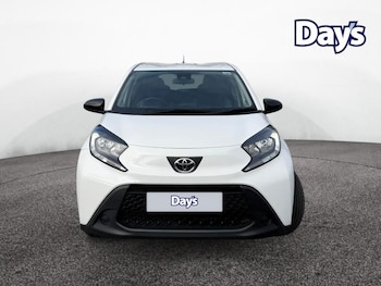 Used Toyota Aygo X 2022 for sale - 76184397: Photo 2