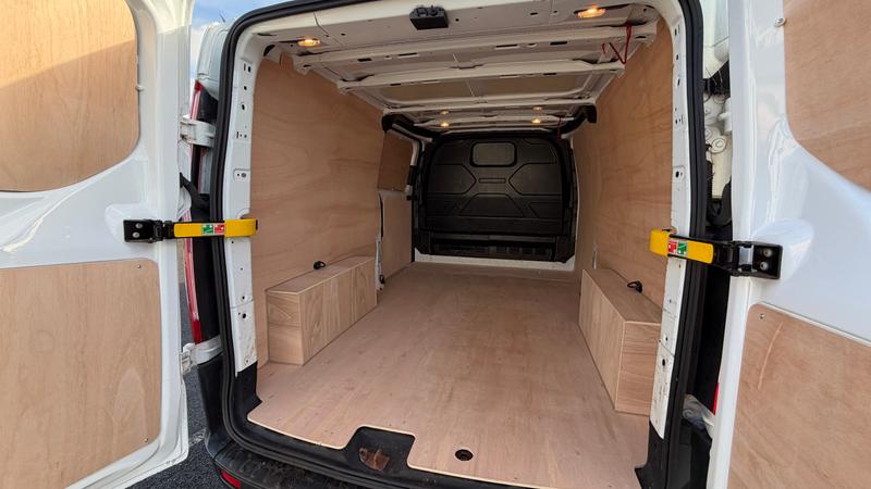 Used Ford Transit Custom 2021 for sale - 77340033: Photo 21