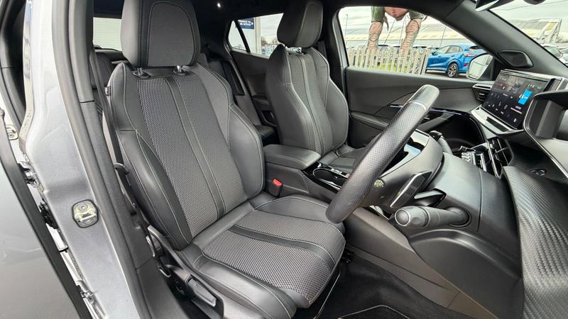 Used Peugeot 2008 2024 for sale - 76908764: Photo 11