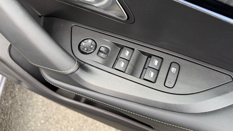 Used Peugeot 2008 2024 for sale - 76908764: Photo 13