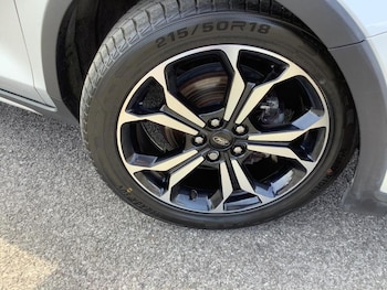 Used Ford Focus 2023 for sale - 79102612: Photo