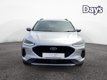 Used Ford Focus 2023 for sale - 79102612: Photo