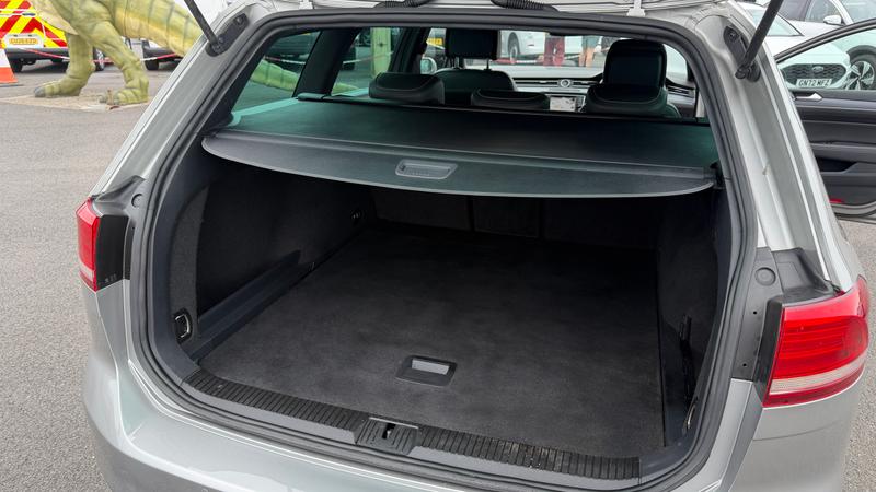 Used Volkswagen Passat 2016 for sale - 78095139: Photo 26