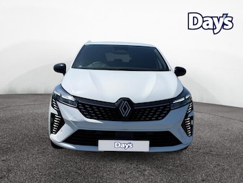Used Renault Clio 2025 for sale - 79021556: Photo