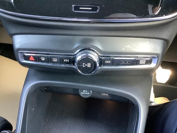 Used Volvo XC40 2020 for sale - 75667715: Photo 22