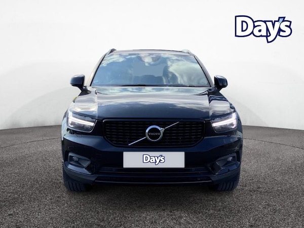 Used Volvo XC40 2020 for sale - 75667715: Photo 2