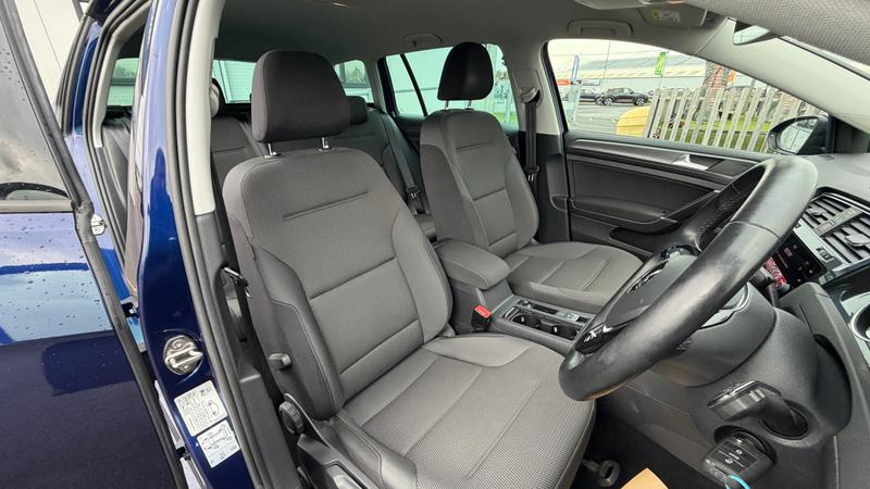 Used Volkswagen Golf 2019 for sale - 76494619: Photo 11