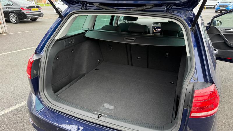 Used Volkswagen Golf 2019 for sale - 76494619: Photo 26