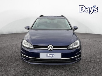Used Volkswagen Golf 2019 for sale - 76494619: Photo