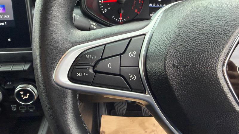 Used Renault Clio 2022 for sale - 76494533: Photo 15