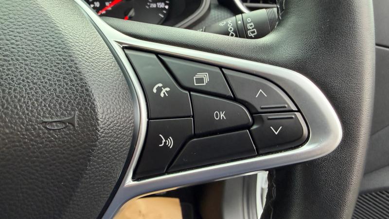 Used Renault Clio 2022 for sale - 76494533: Photo 16