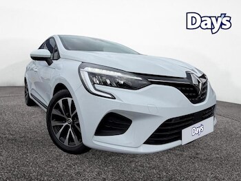 Used Renault Clio 2022 for sale - 76494533: Photo