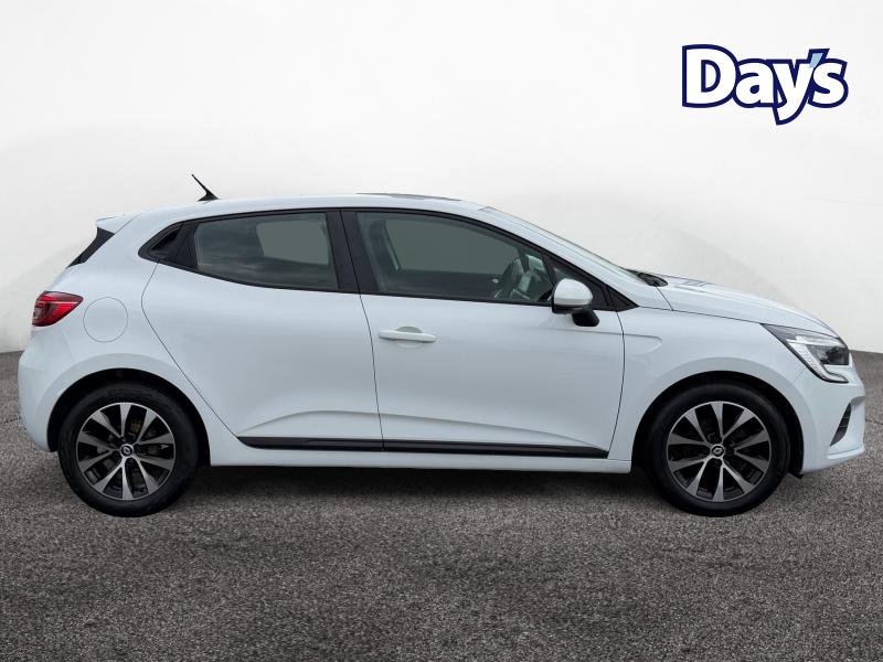 Used Renault Clio 2022 for sale - 76494533: Photo 9