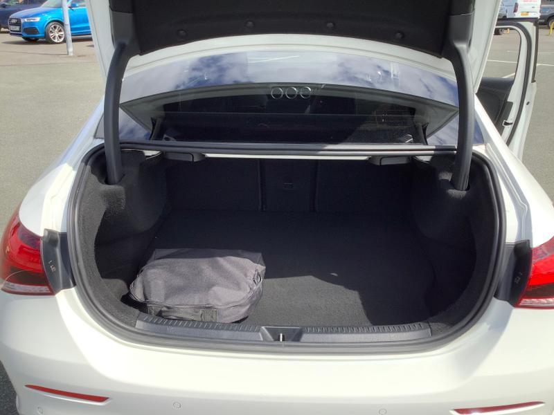 Used Mercedes-Benz A-Class 2022 for sale - 76684853: Photo 32