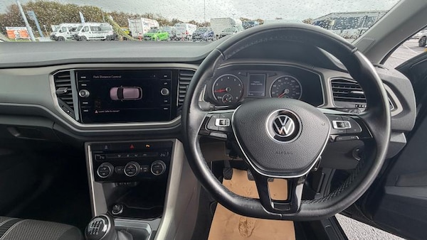 Used Volkswagen T-Roc 2021 for sale - 76322192: Photo 14