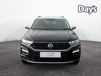 Used Volkswagen T-Roc 2021 for sale - 76322192: Photo 2