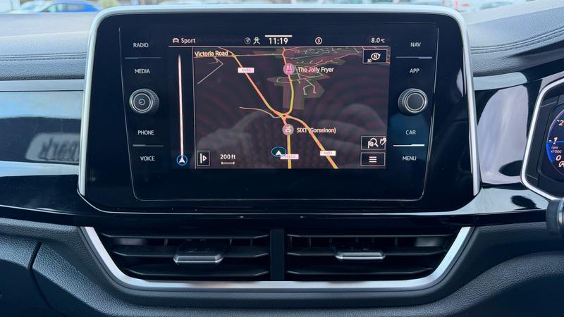 Used Volkswagen T-Roc 2023 for sale - 77301143: Photo 19