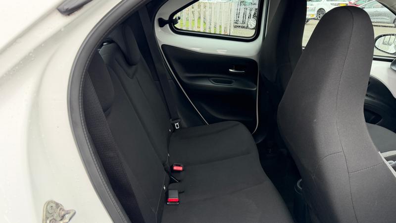 Used Toyota Aygo X 2022 for sale - 77367688: Photo 24