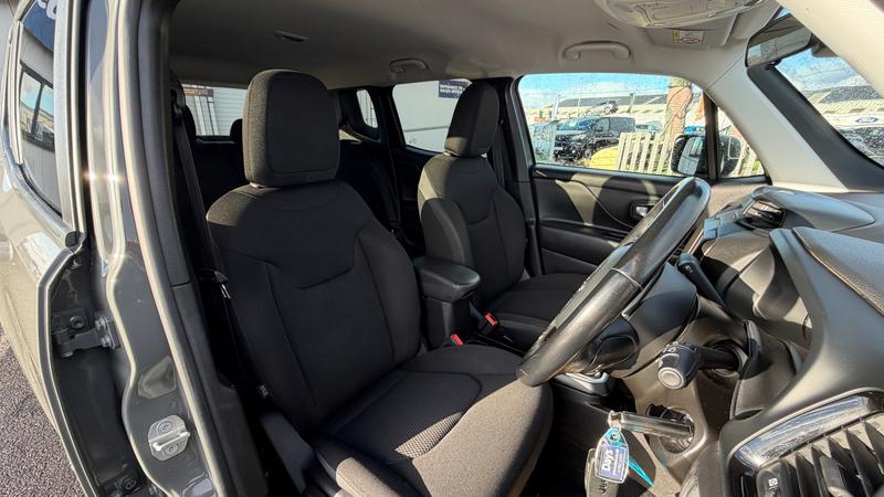 Used Jeep Renegade 2020 for sale - 76631297: Photo 11