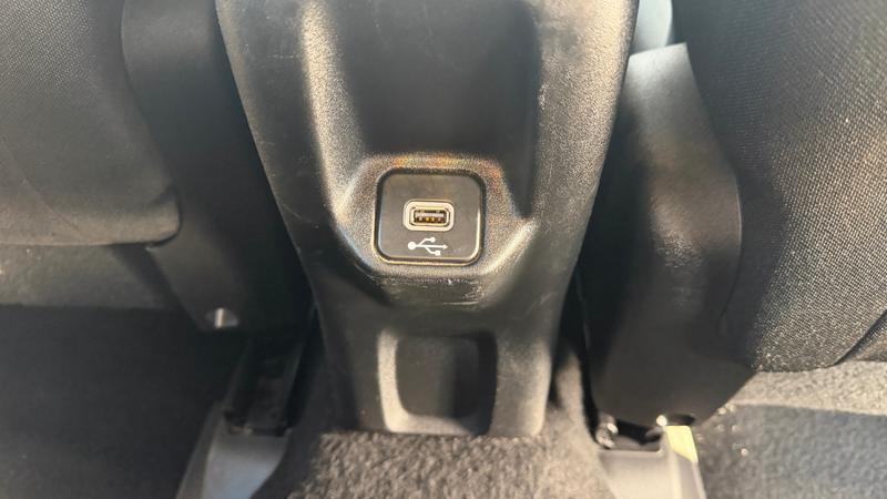 Used Jeep Renegade 2020 for sale - 76631297: Photo 27