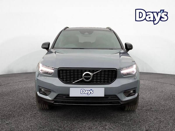 Used Volvo XC40 2021 for sale - 75621067: Photo 2