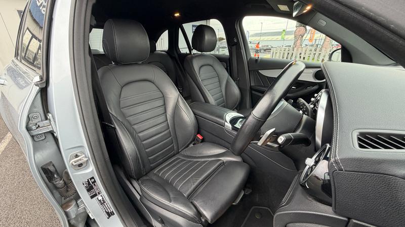 Used Mercedes-Benz GLC 2022 for sale - 76494647: Photo 11