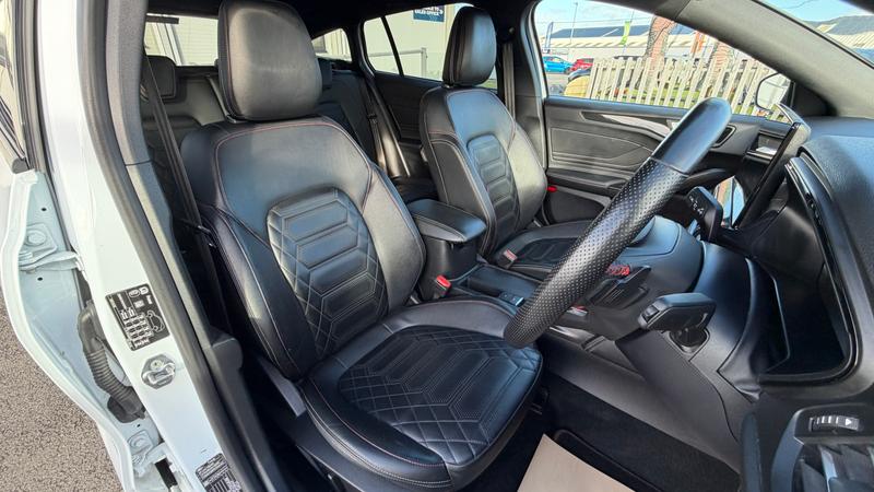 Used Ford Focus 2023 for sale - 76382273: Photo 11