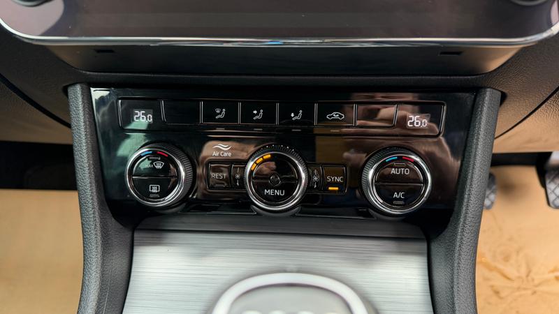 Used Skoda Superb 2022 for sale - 76355517: Photo 21
