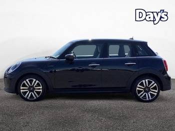 Used MINI Hatch 2022 for sale - 79504885: Photo