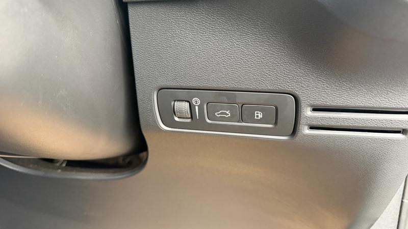 Used Volvo XC40 2022 for sale - 77427167: Photo 17