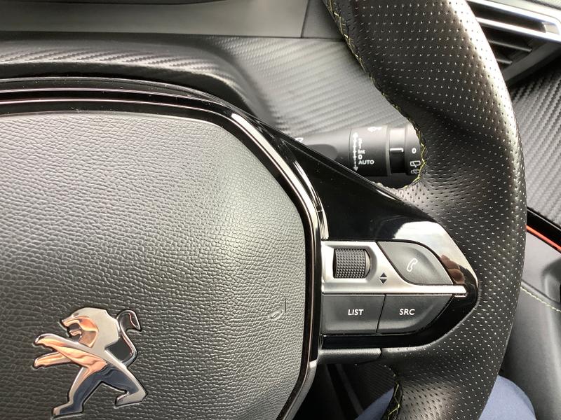 Used Peugeot 2008 2022 for sale - 76882484: Photo 32