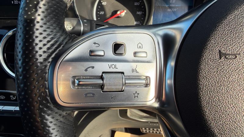 Used Mercedes-Benz GLC 2018 for sale - 76649717: Photo 15