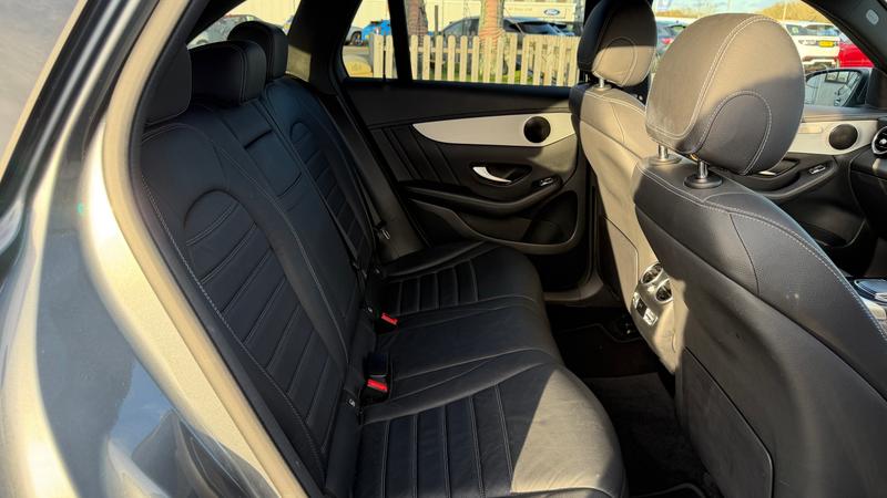 Used Mercedes-Benz GLC 2018 for sale - 76649717: Photo 25