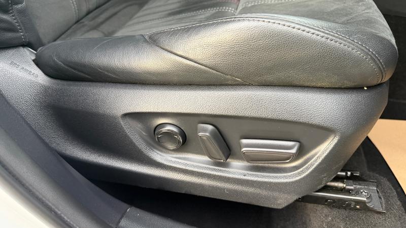 Used Toyota C-HR 2021 for sale - 77210987: Photo 12