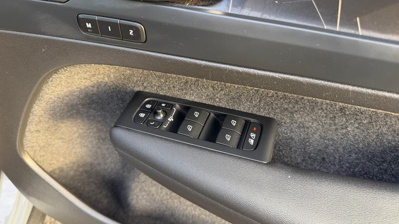 Used Volvo XC40 for sale - 77186898: Photo 13