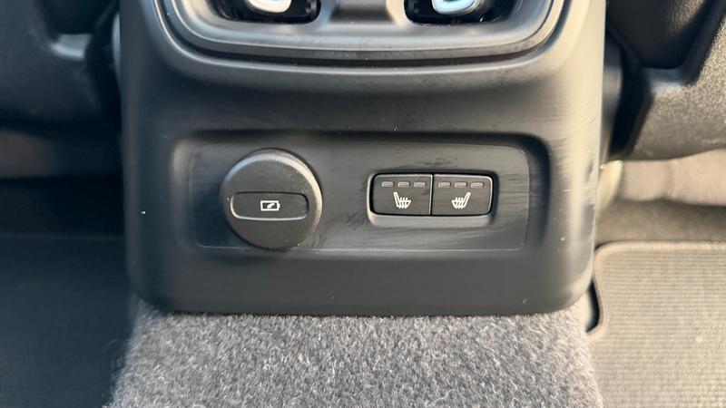 Used Volvo XC40 for sale - 77186898: Photo 28