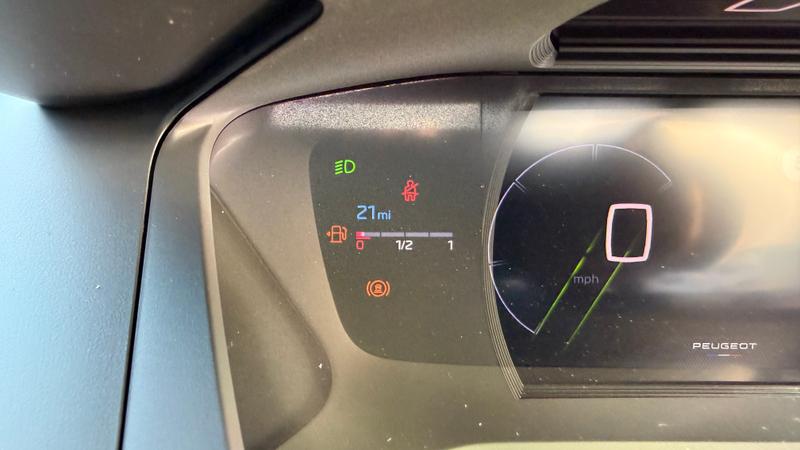 Used Peugeot 208 2025 for sale - 76738748: Photo 18