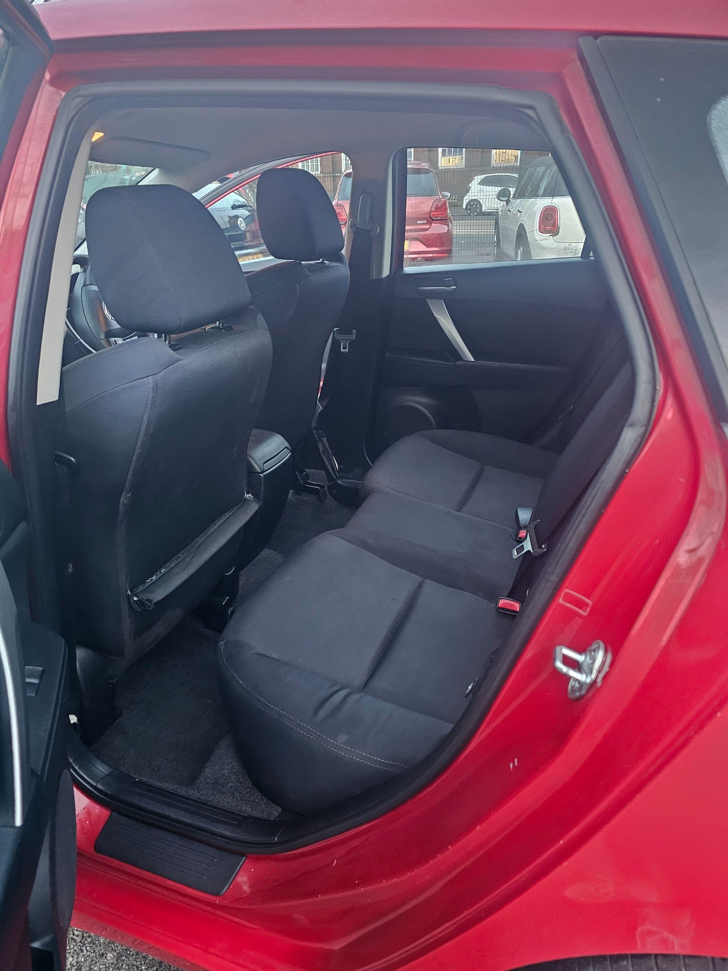 Used Mazda Mazda3 2011 for sale - 77314873: Photo 14