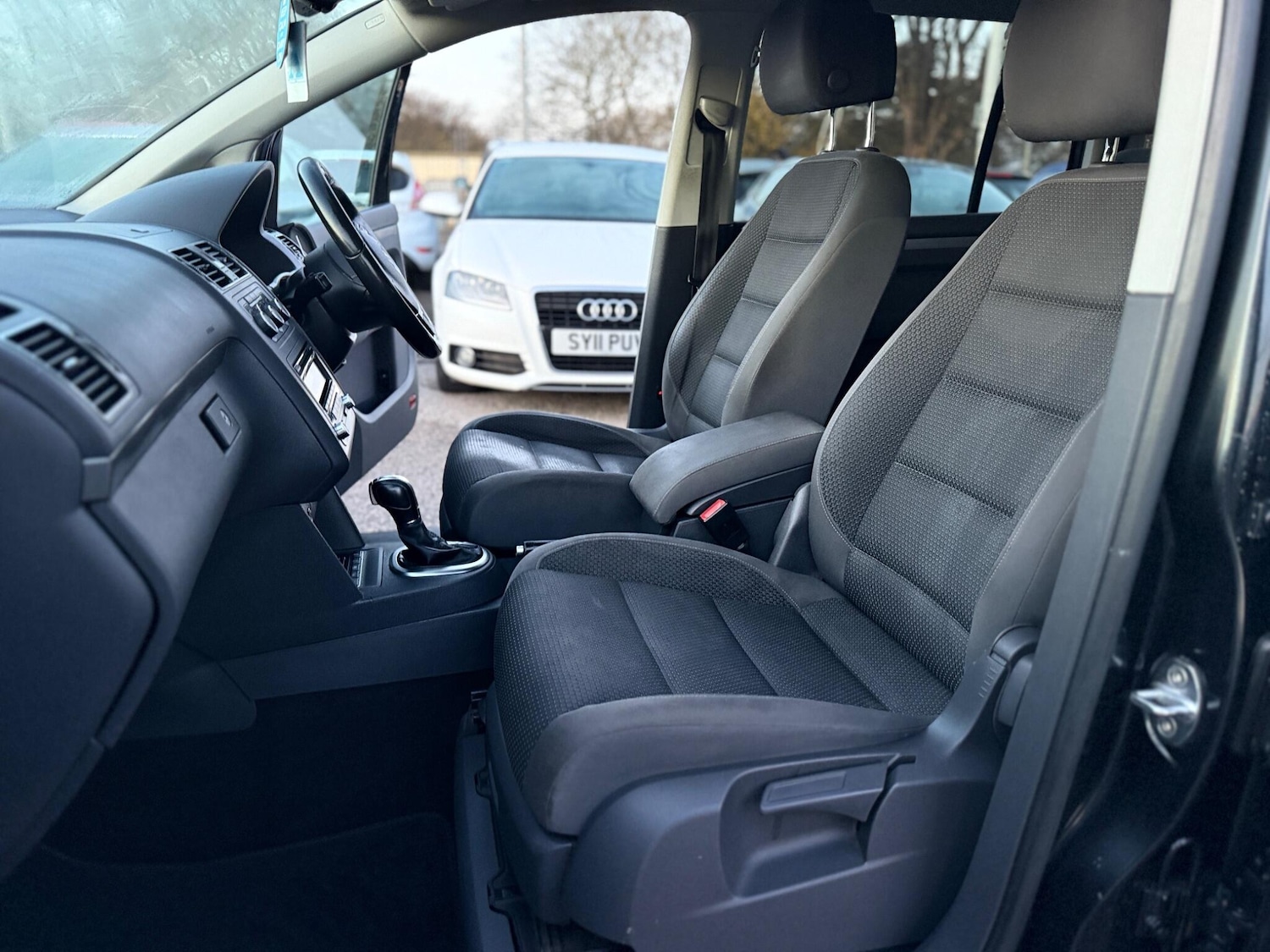 Used Volkswagen Touran 2014 for sale - 76839761: Photo 19