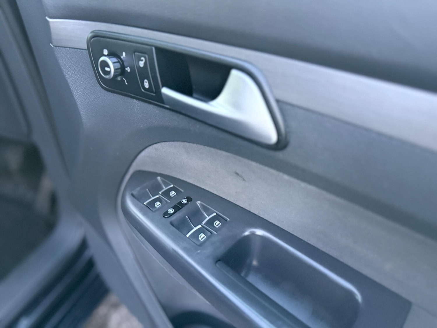 Used Volkswagen Touran 2014 for sale - 76839761: Photo 20